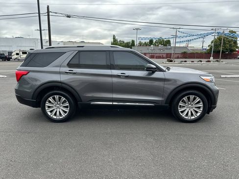 Used 2021 Ford Explorer Limited w/ Hybrid Equipment Group 310A AWD/4WD image 7