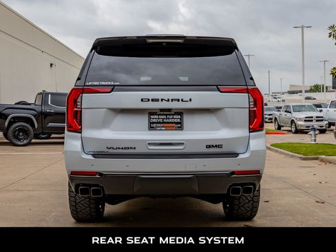 Used 2026 GMC Yukon XL Denali Ultimate image 8