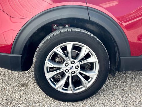 Certified 2021 Ford Explorer XLT w/ Equipment Group 202A image 18