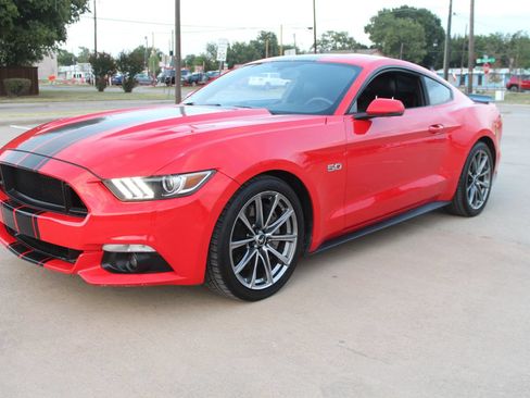 Used 2016 Ford Mustang GT Premium w/ Enhanced Security Package RWD image 7