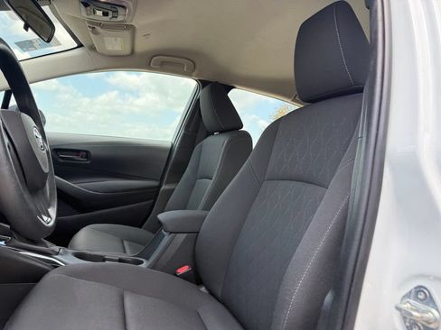 Used 2023 Toyota Corolla LE FWD image 11