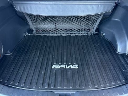 Certified 2020 Toyota RAV4 Limited FWD image 19