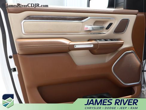 Used 2020 RAM 1500 Laramie AWD/4WD image 20