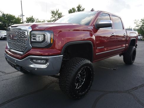 Used 2018 GMC Sierra 1500 SLT AWD/4WD image 4