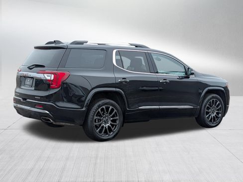 Used 2023 GMC Acadia Denali w/ Black Diamond Edition image 8