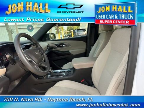 Used 2022 Chevrolet Traverse LS w/ Midnight/Sport Edition FWD image 16