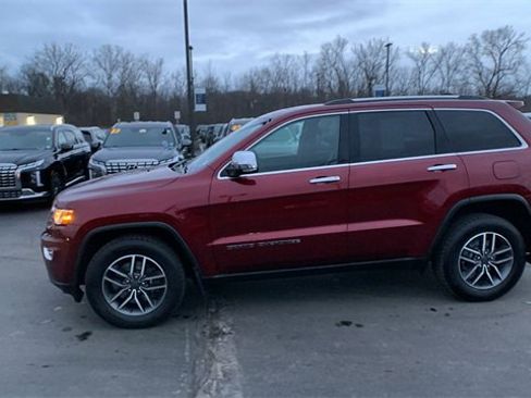 Used 2021 Jeep Grand Cherokee Limited image 2