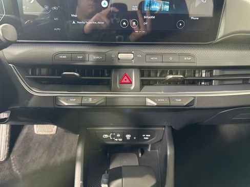 Used 2025 Kia K4 GT-Line FWD image 23