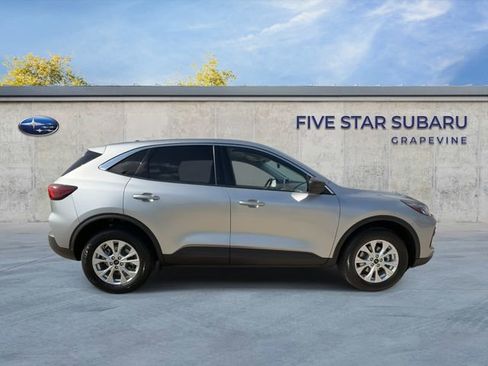 Used 2023 Ford Escape Active image 9