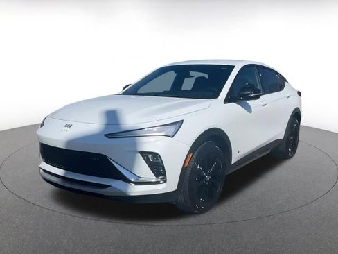 Used 2025 Buick Envista Sport Touring image 7