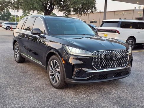 New 2025 Lincoln Aviator Premiere w/ Equipment Group 101A image 3