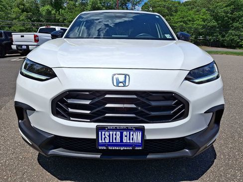 Certified 2024 Honda HR-V Sport image 2