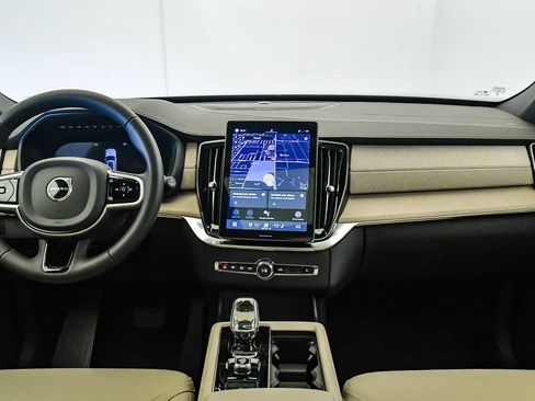 Certified 2026 Volvo XC90 B6 Plus w/ Protection Package AWD/4WD image 15