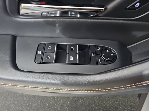 Used 2025 MAZDA CX-90 Plug-In Hybrid w/ Premium Plus AWD/4WD image 31