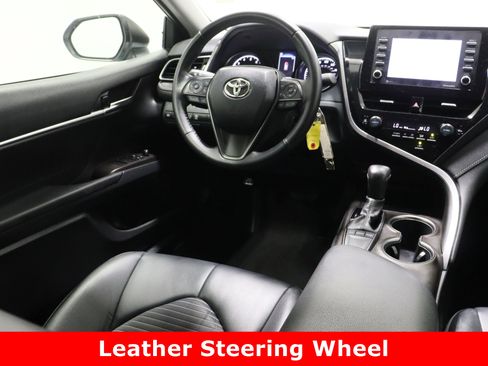 Used 2023 Toyota Camry SE image 28