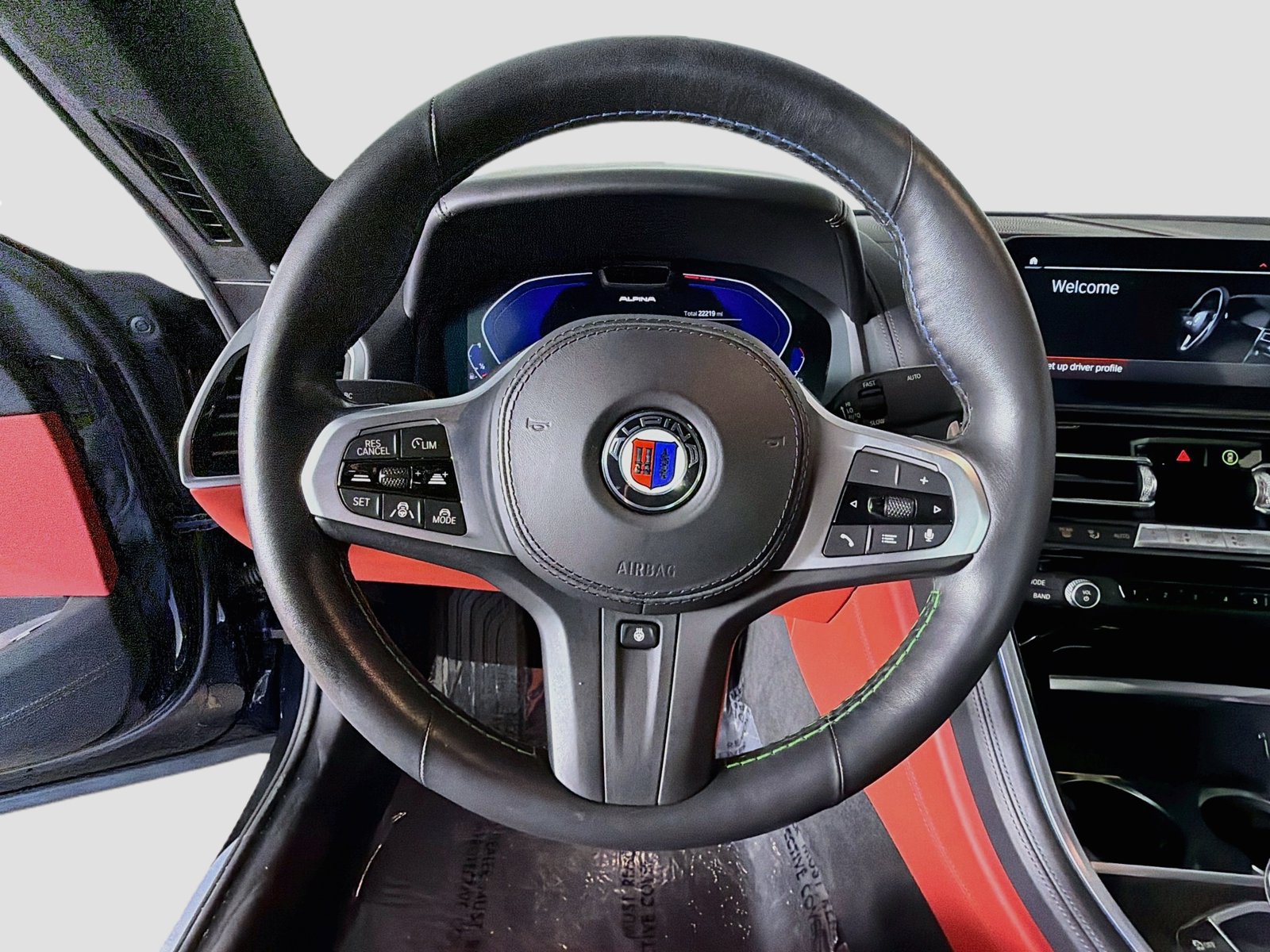 Used 2022 BMW ALPINA B8 xDrive Gran Coupe AWD/4WD image 11