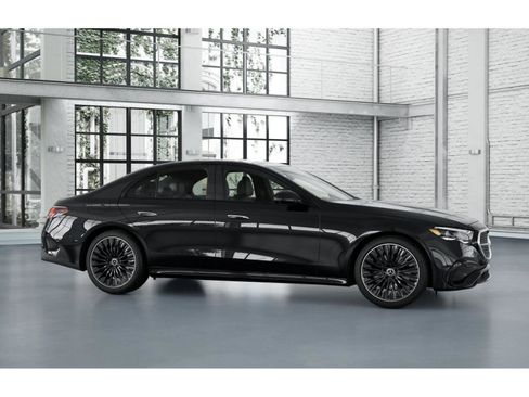 New 2026 Mercedes-Benz E 350 4MATIC Sedan image 15