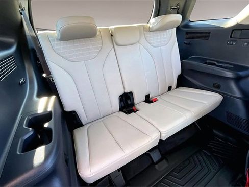 Used 2025 Hyundai Palisade Limited image 24