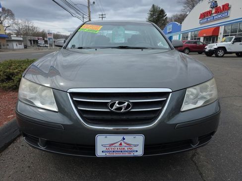 Used 2010 Hyundai Sonata GLS image 2