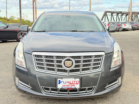 Used 2013 Cadillac XTS Premium image 99