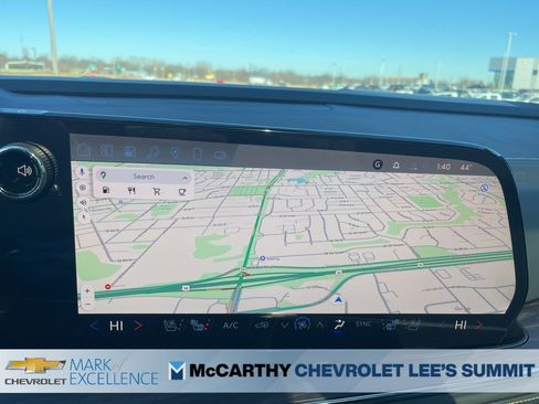 New 2025 Chevrolet Suburban Premier image 30