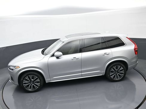 Used 2022 Volvo XC90 T6 Momentum w/ Advanced Package AWD/4WD image 33