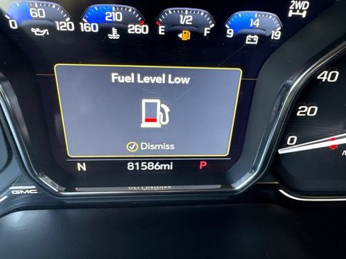 Used 2021 GMC Yukon SLT AWD/4WD image 15