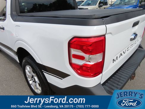 Certified 2022 Ford Maverick XL w/ Equipment Group 100A Standard AWD/4WD image 12