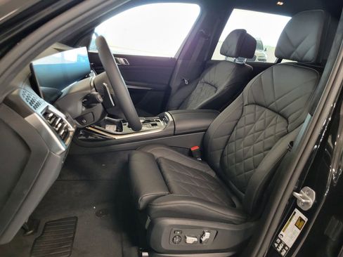 Used 2026 BMW X7 xDrive40i w/ M Sport Package image 8