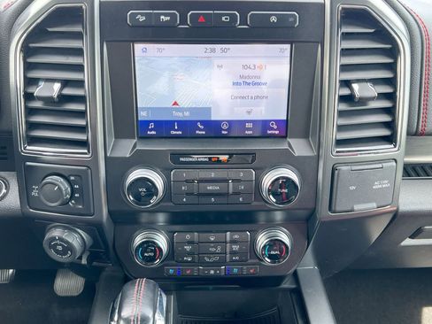 Used 2019 Ford F150 Lariat w/ Equipment Group 502A Luxury AWD/4WD image 26