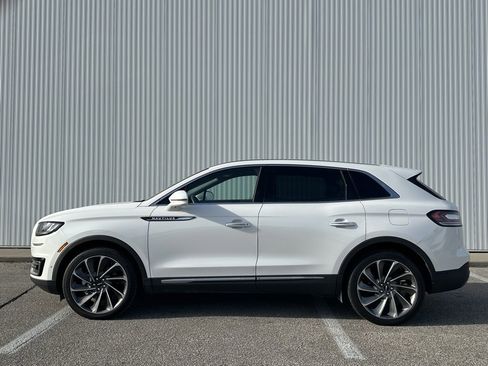 Used 2020 Lincoln Nautilus Reserve w/ Equipment Group 202A image 2