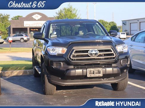 Used 2023 Toyota Tacoma SR w/ SR Convenience Package RWD image 3