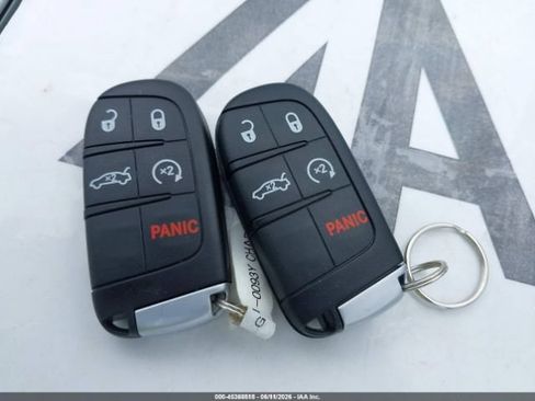 Used 2021 Dodge Charger SXT RWD image 10