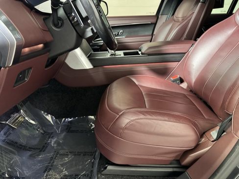 Used 2024 Land Rover Range Rover Autobiography image 15