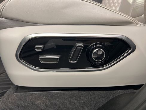 Used 2021 Jeep Grand Cherokee L Summit w/ Advanced Protech Group IV image 29