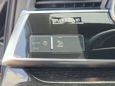Used 2022 Audi Q7 3.0T Prestige w/ Prestige Package AWD/4WD image 23