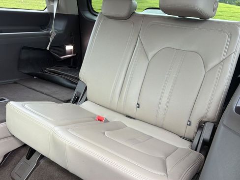 Used 2021 Ford Expedition Limited RWD image 13