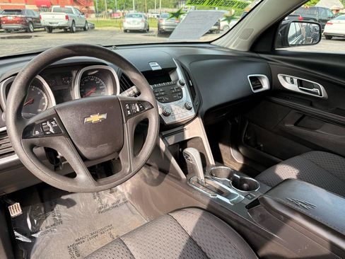 Used 2012 Chevrolet Equinox LS FWD image 7