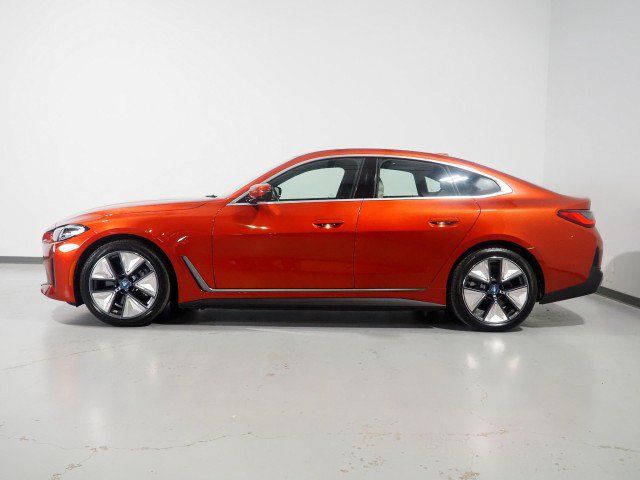 Used 2024 BMW i4 eDrive35 w/ Premium Package RWD image 9