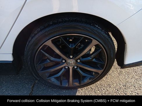 Used 2021 Honda Civic Sport image 9