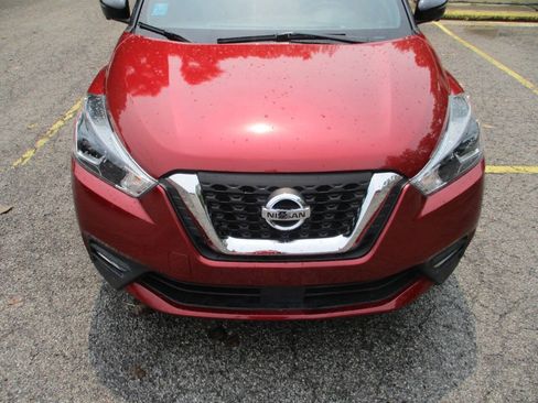 Used 2020 Nissan Kicks SR FWD image 23