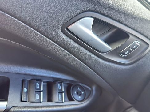 Used 2017 Ford C-MAX Energi SE image 22