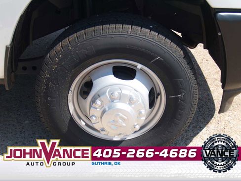 Used 2024 RAM 3500 Tradesman image 11