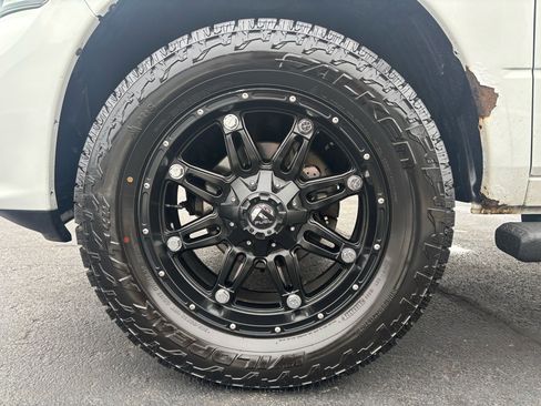 Used 2014 RAM 1500 Limited image 38