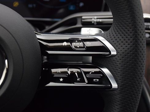 New 2026 Mercedes-Benz GLC 300 image 24