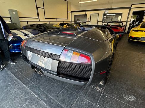 Used 2006 Lamborghini Murcielago Roadster image 7