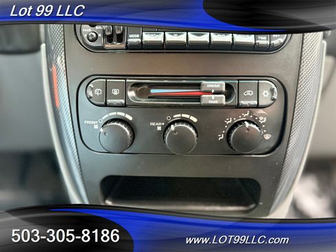 Used 2005 Dodge Grand Caravan SXT image 33