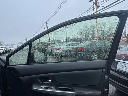 Used 2016 Subaru Crosstrek 2.0i Limited image 28