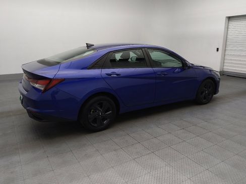 Used 2022 Hyundai Elantra SEL w/ Cargo Package image 10