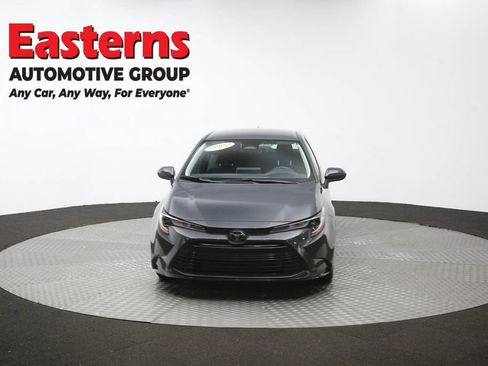 Used 2025 Toyota Corolla LE FWD image 51